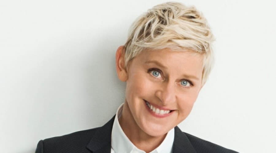 Ellen DeGeneres revela que sofreu abuso sexual de seu padrasto, conta detalhes e deixa público alarmado