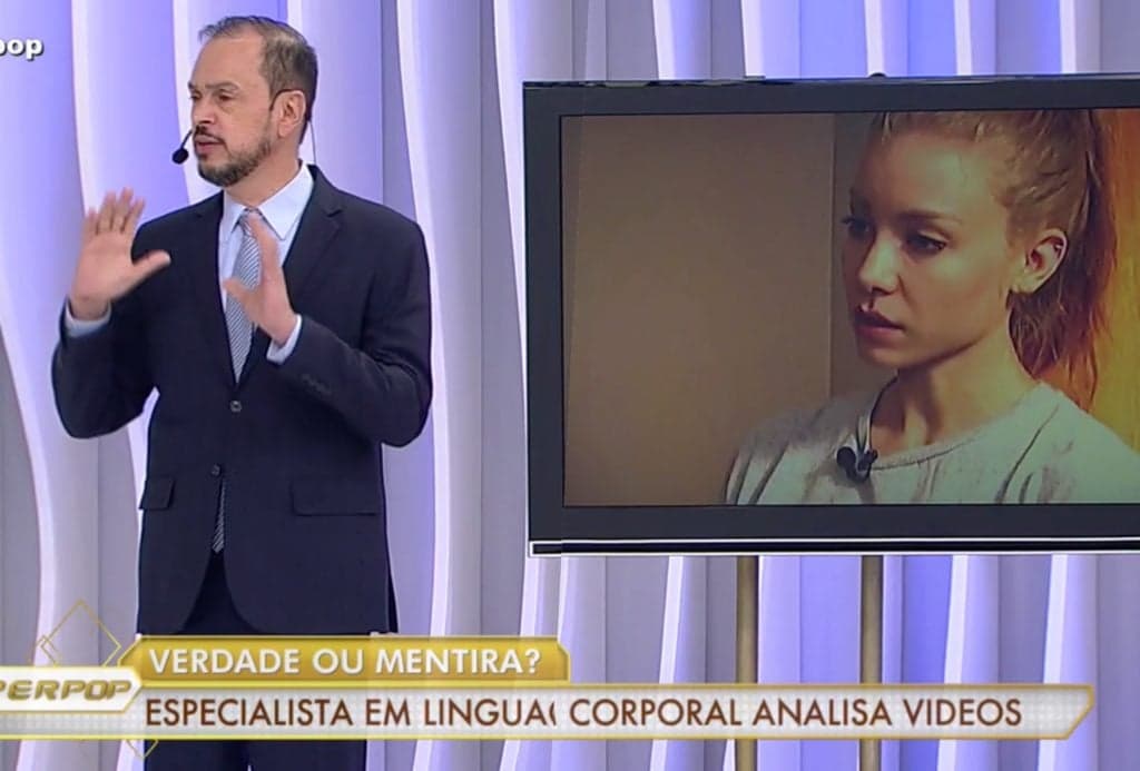 Najila, que acusa Neymar de estupro, se descuida e gestos entregam sequência de mentiras; veja