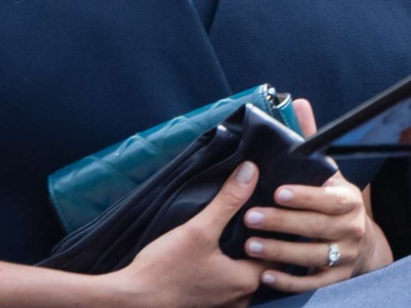 A duquesa Meghan Markle apareceu com um anel da eternidade (Foto: Reprodução)