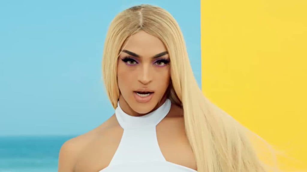 Pabllo Vittar fará show exclusivo em homenagem a Rainha Elizabeth II