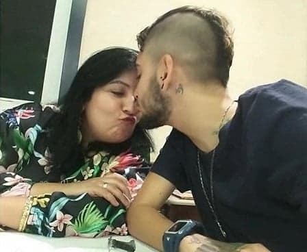 Ex-artista mirim é morto a facadas e a mãe dele faz emocionante desabafo