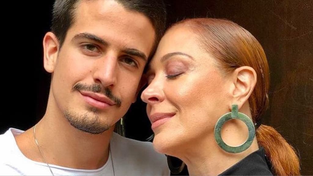 Claudia Raia faz ritual com o filho para eternizar amor por ele e público fica em choque: "Não acredito"