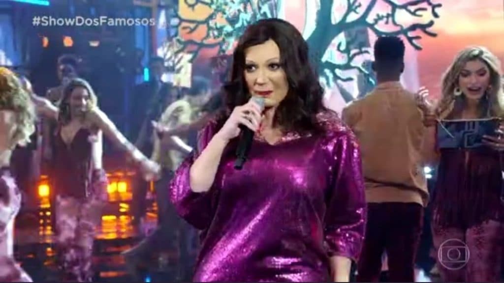 Solange Almeida paga mico no Show dos Famosos e é detonada: "Passando vergonha"