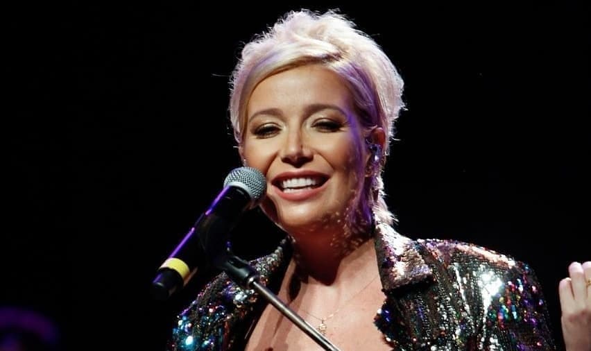 Luiza Possi compartilha momento extremamente especial entre ela e o primeiro filho: "Não tem explicação"