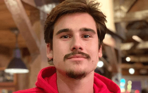 Nicolas Prattes participou do Rock in Rio e levou a irmã para assistir o show do Drake com uma amiga (Foto: Reprodução/Instagram)