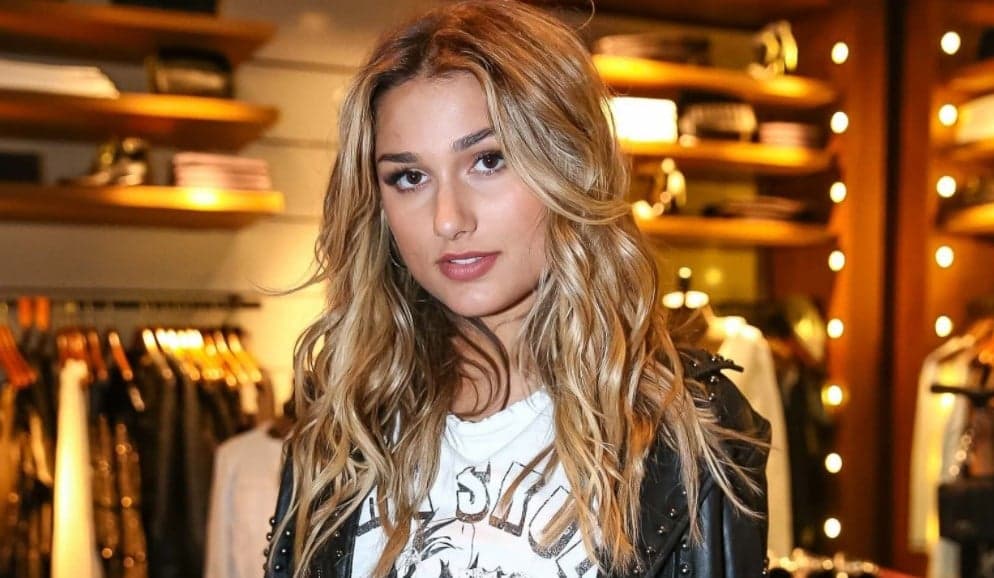 Sasha Meneghel, ainda sem se pronunciar sobre término com Bruno Montaleone, surge em registro revelador