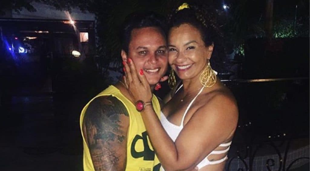 Solange Couto faz revelação absurda sobre o marido e entrega onde foi o primeiro encontro com ele: "Posto de gasolina"