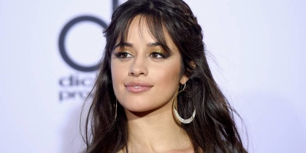 Camila Cabello ganha nova profissão e viverá a princesa Cinderela nos cinemas