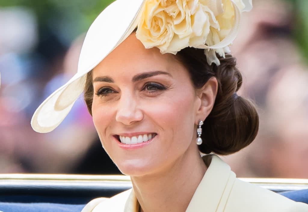 Após traição do Príncipe William, Kate Middleton tem quarta gravidez anunciada e deixa público sem acreditar