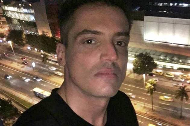 Leo Dias passa por apuros em avião, é obrigado a sair às pressas e relata situação dramática: "Foi difícil''