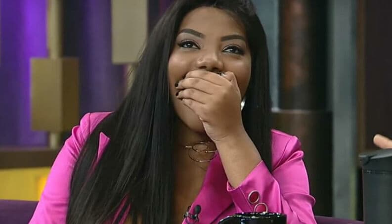 Ludmilla passa dos limites, mostra demais e namorada comenta: “É sério isso?”