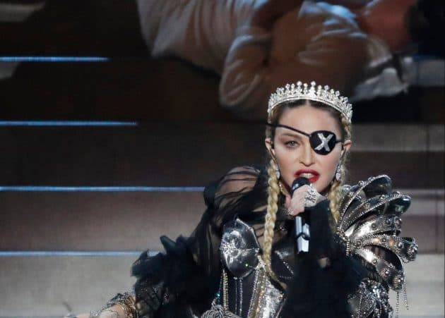 Madonna atinge marca histórica na carreira com novo álbum que tem participação de Anitta