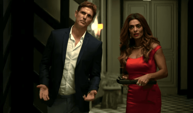 A Dona do Pedaço: Régis não dá espaço, agarra e beija Maria da Paz e ela tem atitude enérgica