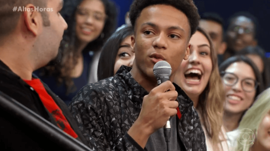 Nego do Borel é detonado por rapaz da plateia do Altas Horas e momento é exibido pra todo o Brasil