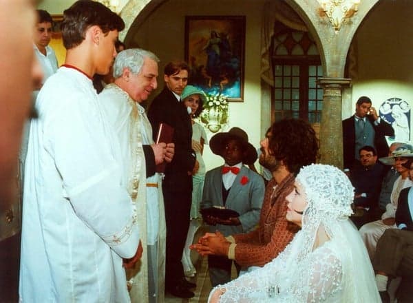 O ator que trabalhou em inúmeras novelas da Globo, como O Cravo e a Rosa, Lafayette Galvãoque faleceu aos 83 anos (Reprodução/TV Globo) O ator que trabalhou em inúmeras novelas da Globo, como O Cravo e a Rosa, Lafayette Galvãoque faleceu aos 83 anos (Reprodução/TV Globo)