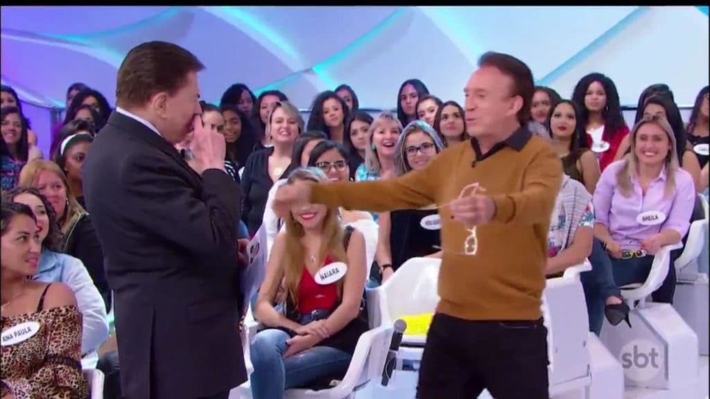 Silvio Santos quebra a própria regra, tem atitude única com Moacyr Franco e causa espanto nos telespectadores