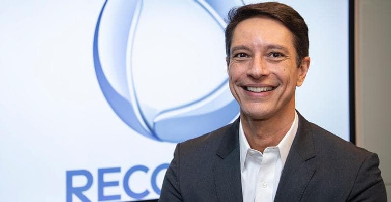 Sergio Aguiar vai fazer parte do rodízio de apresentadores do Jornal da Record (Foto: Edu Moraes/Record)