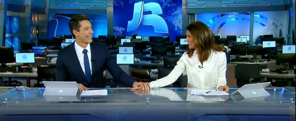 Com estreia de Sergio Aguiar, Jornal da Record Especial consolida a vice-liderança isolada
