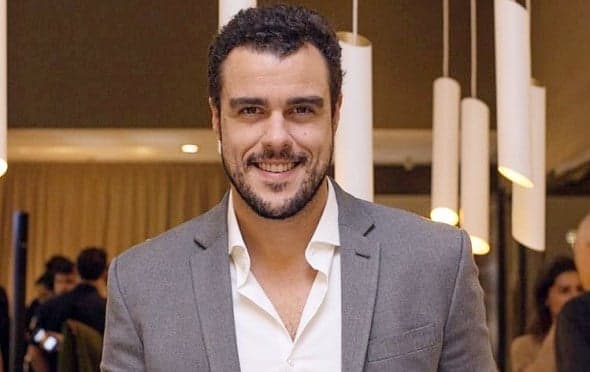 Joaquim Lopes é pai pela primeira vez e pretende aumentar a família: 'Ser o melhor pai'