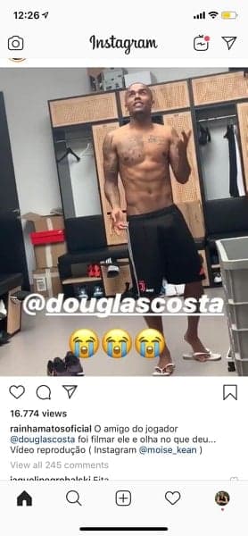 O jogador Douglas Costa da seleção foi flagrado excitado (Reprodução: Instagram)