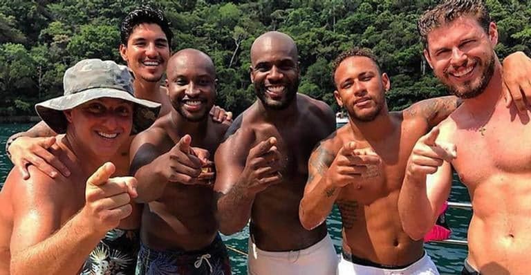 Bruno Rezende com amigos famosos - Foto: Instagram Bruno Rezende com amigos famosos - Foto: Instagram