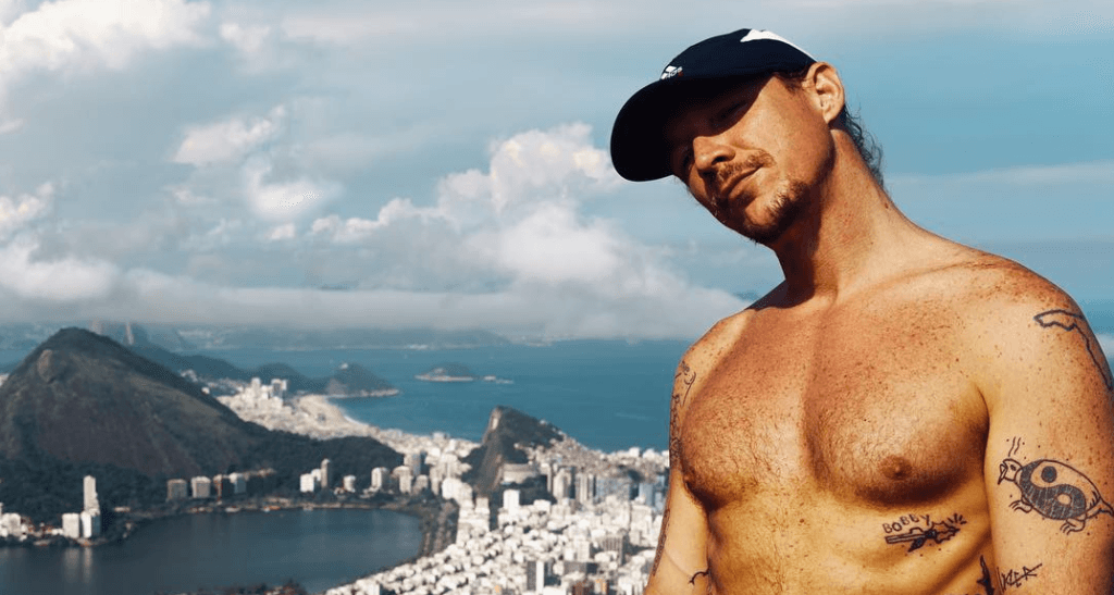 Diplo compartilha foto em rede social e internautas comentam