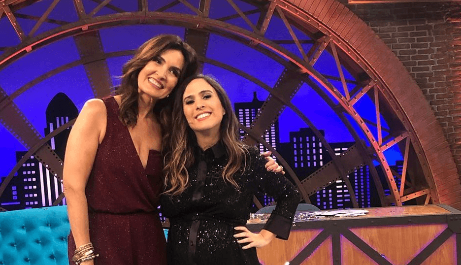 Tata Werneck passa do limite e gasta todo o seu salário com presente para Fátima Bernardes