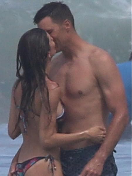 Gisele Bündchen aparece foto com Tom Brady e dispara: 'Cobertor aconchegante'