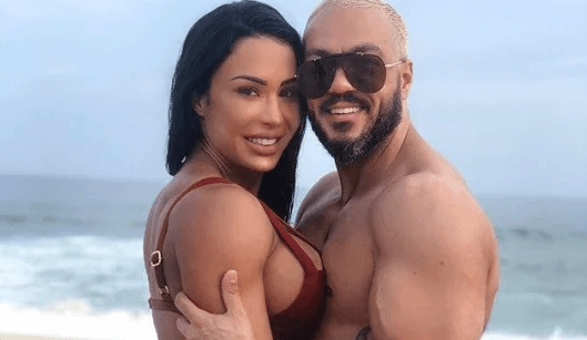 Gracyanne Barbosa é surpreendida com atitude de Belo em academia
