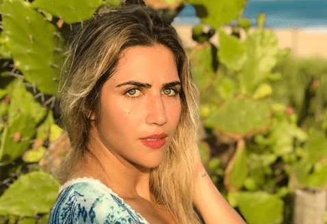 Jéssica Costa, filha de Leonardo, emociona ao explicar cicatriz no peito e revela grave problema cardíaco