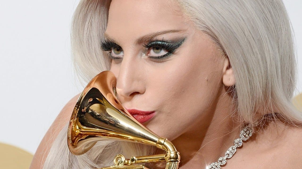 Lady Gaga bate marca surpreendente com música Shallow (Foto: Reprodução) Lady Gaga bate marca surpreendente com música Shallow (Foto: Reprodução)