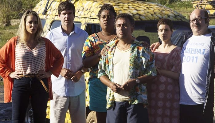 Globo bate recorde de audiência com Tela Quente, e novelas fecham em alta