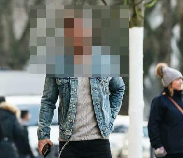 Famoso ator da Globo posta foto pelado e deixa seguidores perplexos com a paisagem exibida. Foto: Reprodução Famoso ator da Globo posta foto pelado e deixa seguidores perplexos com a paisagem exibida. Foto: Reprodução