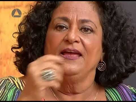 Atriz Thais Garayp passou por susto durante roubo (Foto: Reprodução/YouTube) Atriz Thais Garayp passou por susto durante roubo (Foto: Reprodução/YouTube)