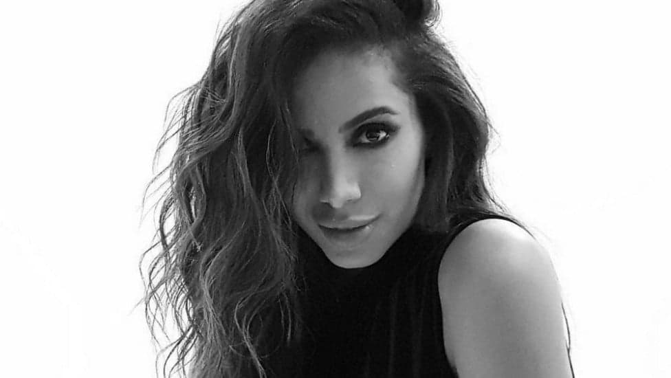 Anitta teve que se pronunciar após o anúncio de seu casamento com Pedro Scooby (Foto: Reprodução)