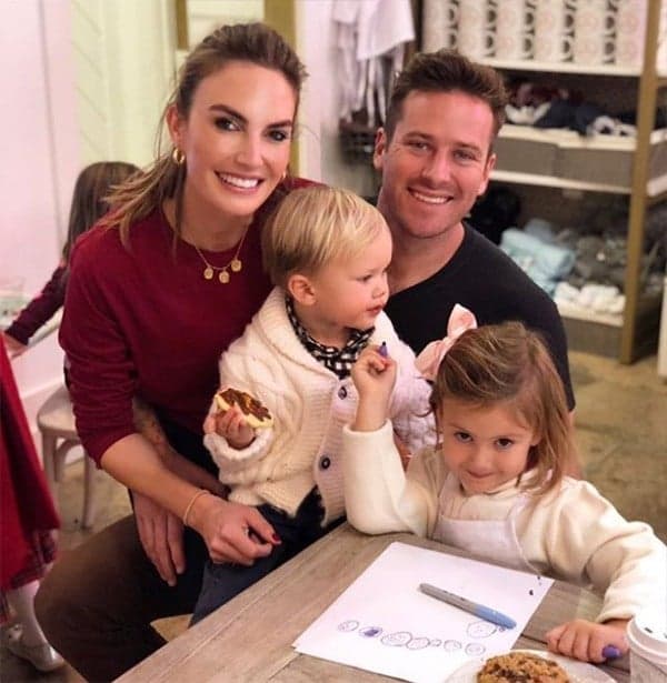 Ator Armie Hammer criou uma verdadeira polêmica com vídeo publicado em seu Instagram (Foto: Reprodução)