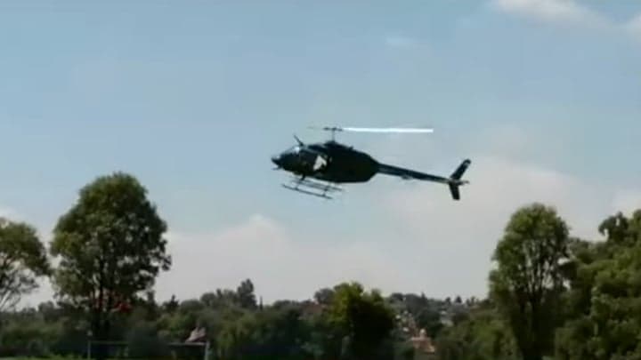 Helicóptero cai durante gravação de série e deixa feridos; veja