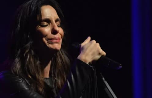 Ivete Sangalo, devastada com morte do irmão, recebe apoio de famosos e anônimos