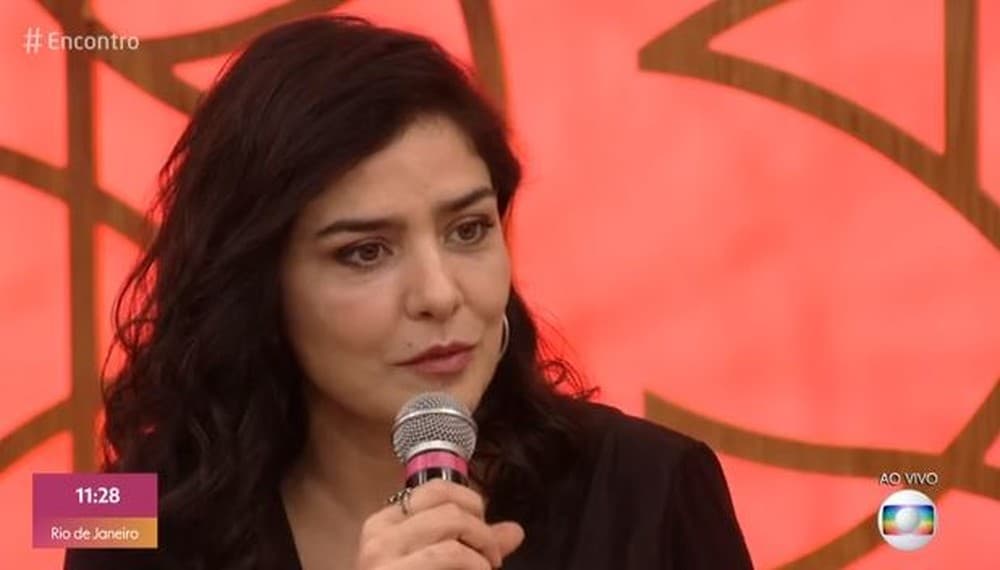 Após descoberta de doença aos 48 anos, Letícia Sabatella faz revelação envolvendo o namorado