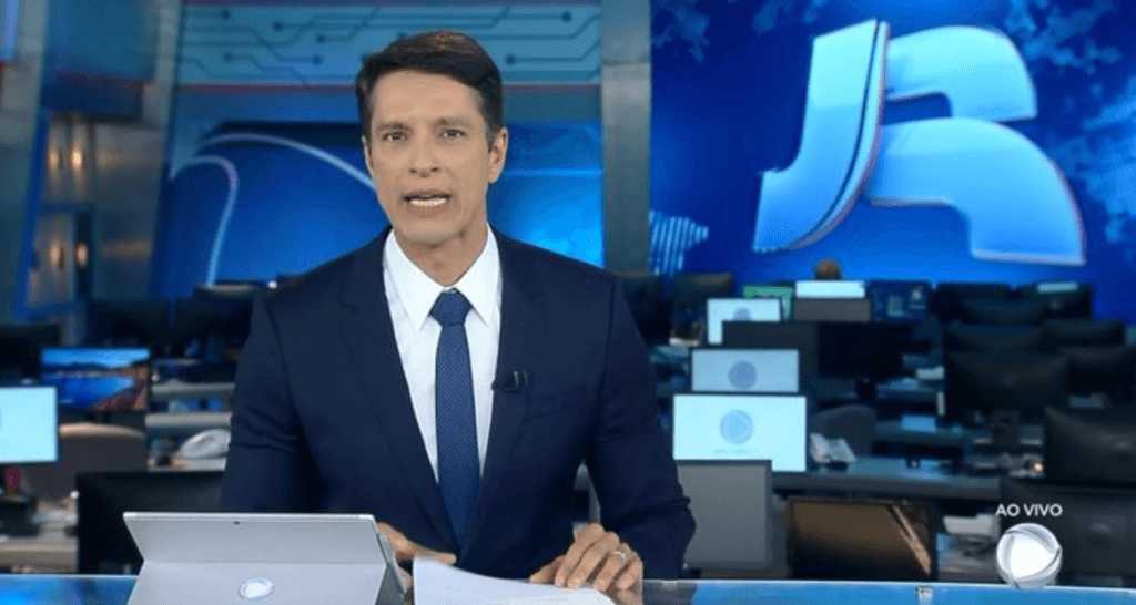 Sergio Aguiar estreia no Jornal da Record e nervosismo é revelado ao vivo para todo o Brasil