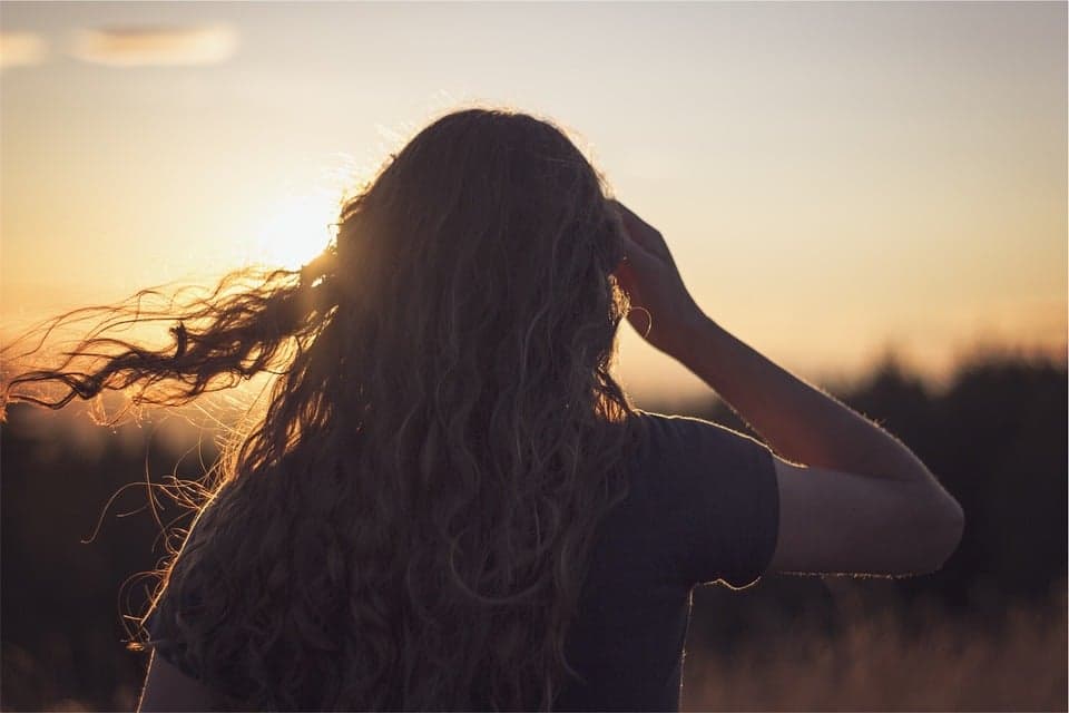 Revista elege a mulher mais bonita de 2019 e escolha deixa público sem acreditar