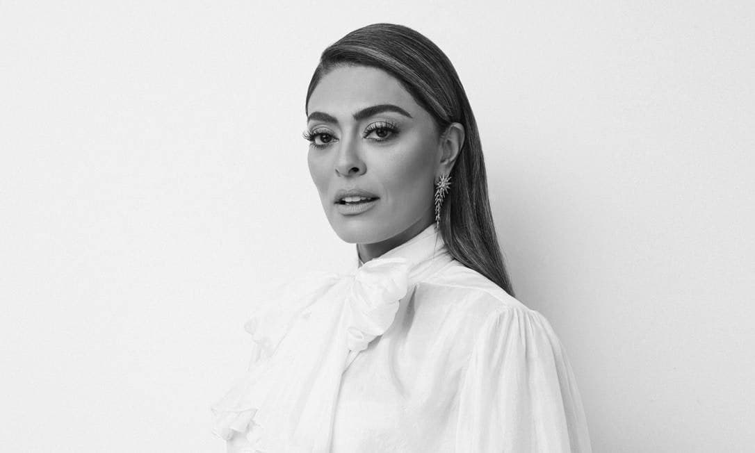 A atriz Juliana Paes falou sobre política e defendeu o governo do presidente Bolsonaro (Foto: Rodrigo Bueno) A atriz Juliana Paes falou sobre política e defendeu o governo do presidente Bolsonaro (Foto: Rodrigo Bueno)