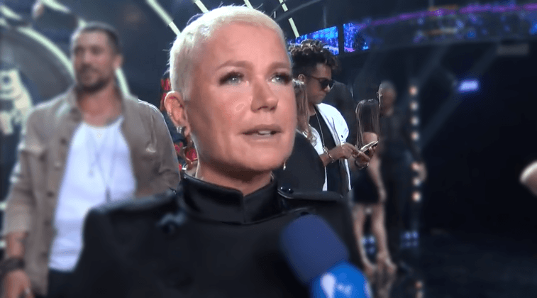 Xuxa Meneghel é exposta e acaba sendo esculachada após vídeo com Sasha e seu namorado vazar: "Babacas"