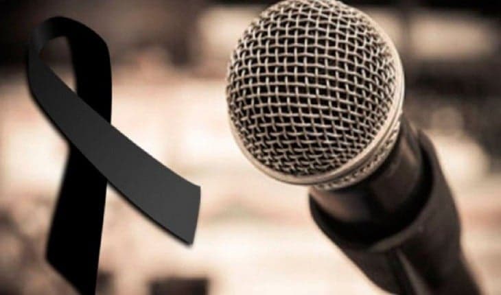 Famoso cantor é morto durante show (Foto: Reprodução) Famoso cantor é morto durante show (Foto: Reprodução)