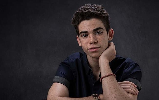 Pais de Cameron Boyce quebram o silêncio e revelam última atitude do ator antes de morrer
