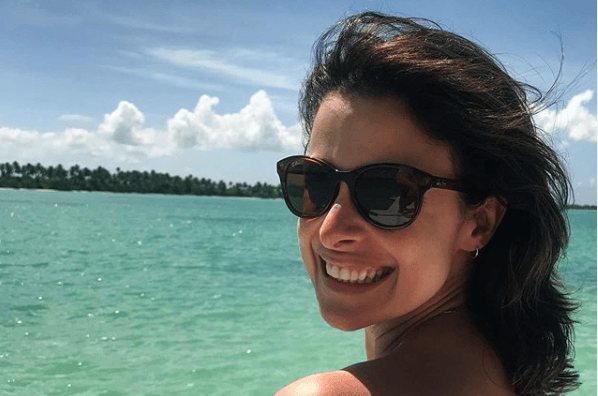 Bruna Spínola, da Globo, fala pela primeira vez sobre seu estado de saúde e dispara: "Estamos grávidos"