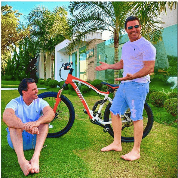 Eduardo Costa posta foto em sua rede social e surpreende fãs Foto: Reprodução/Instagram