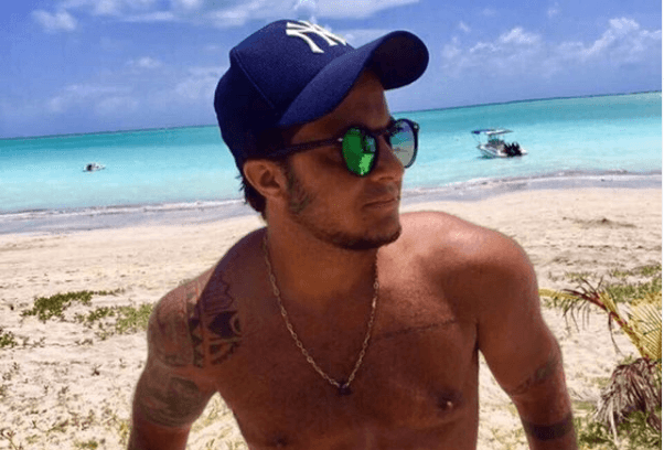 Thammy Miranda se descuida, acaba mostrando seus '25 cm' e volume impressiona: "ele colocou"