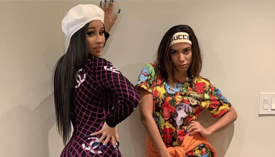 Anitta revela parceria com famosa cantora e Record comete gafe histórica ao fazer anúncio: "Sacanagem"
