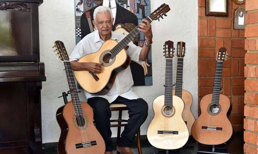 Carlinhos 7 Cordas morreu aos 75 anos de idade, após sofrer uma parada cardíaca (Foto; Antonio Cunha/CB/D.A Press)